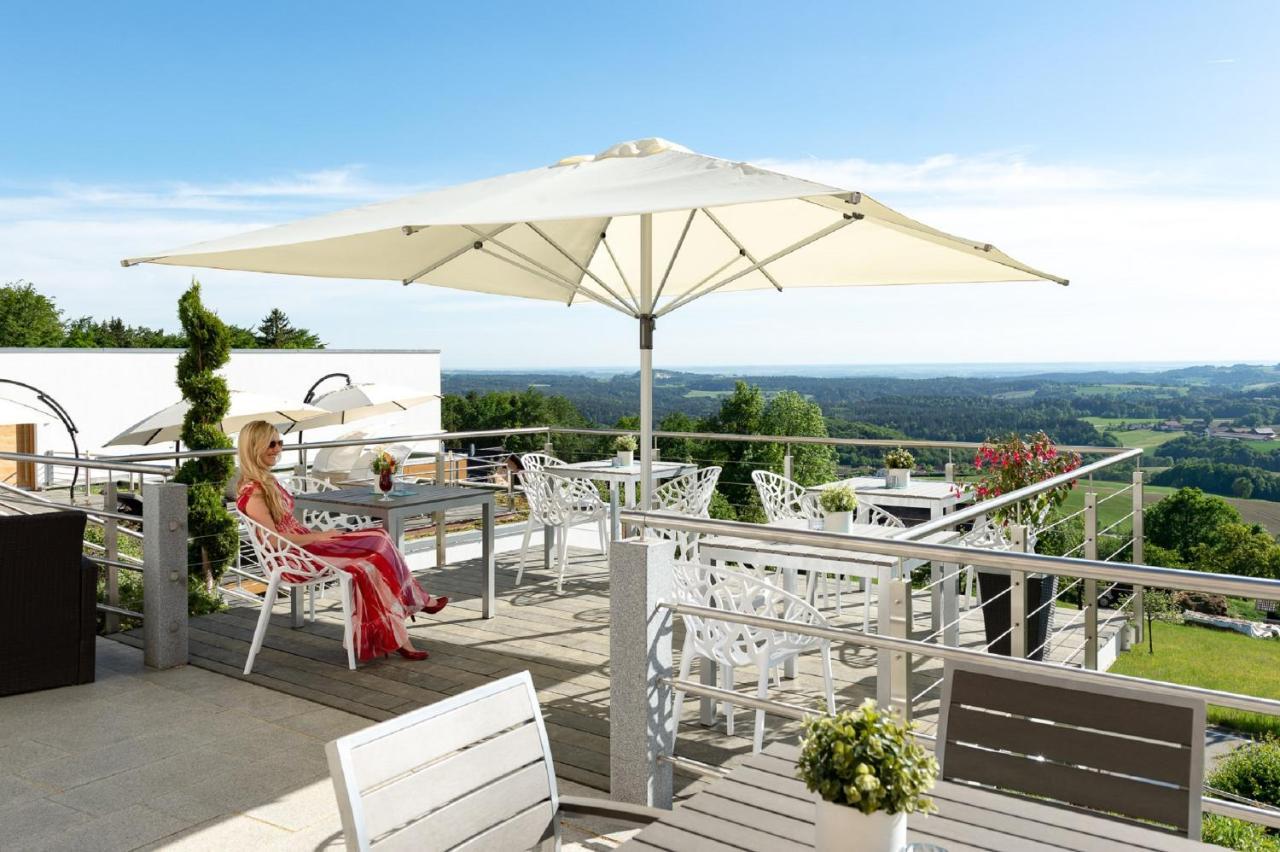 Thula Wellnesshotel Bayerischer Wald Lalling Exterior photo